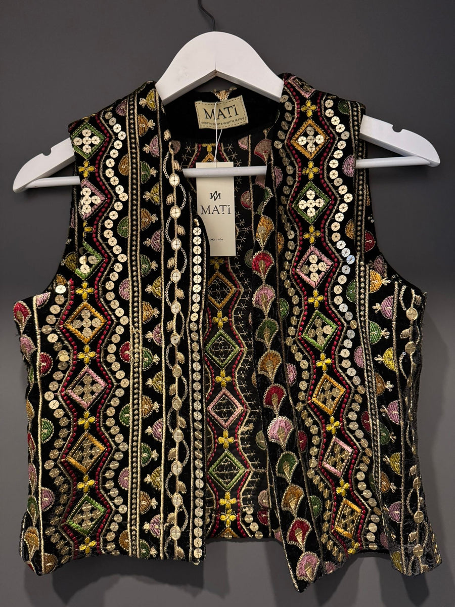 BISTRICA - Vest - restocked